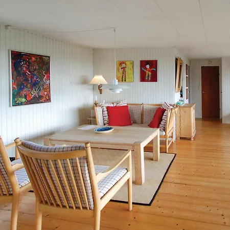 Feriehus Nice In With House Sea View