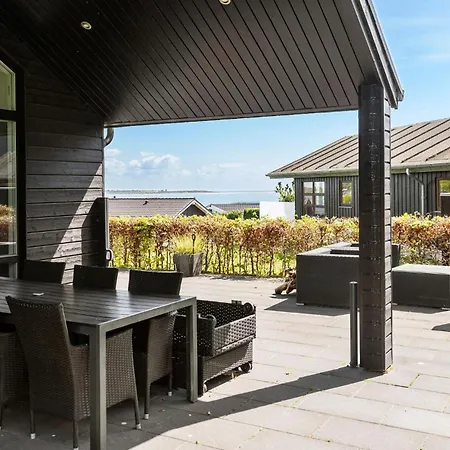 In With House Sea View Haderslev